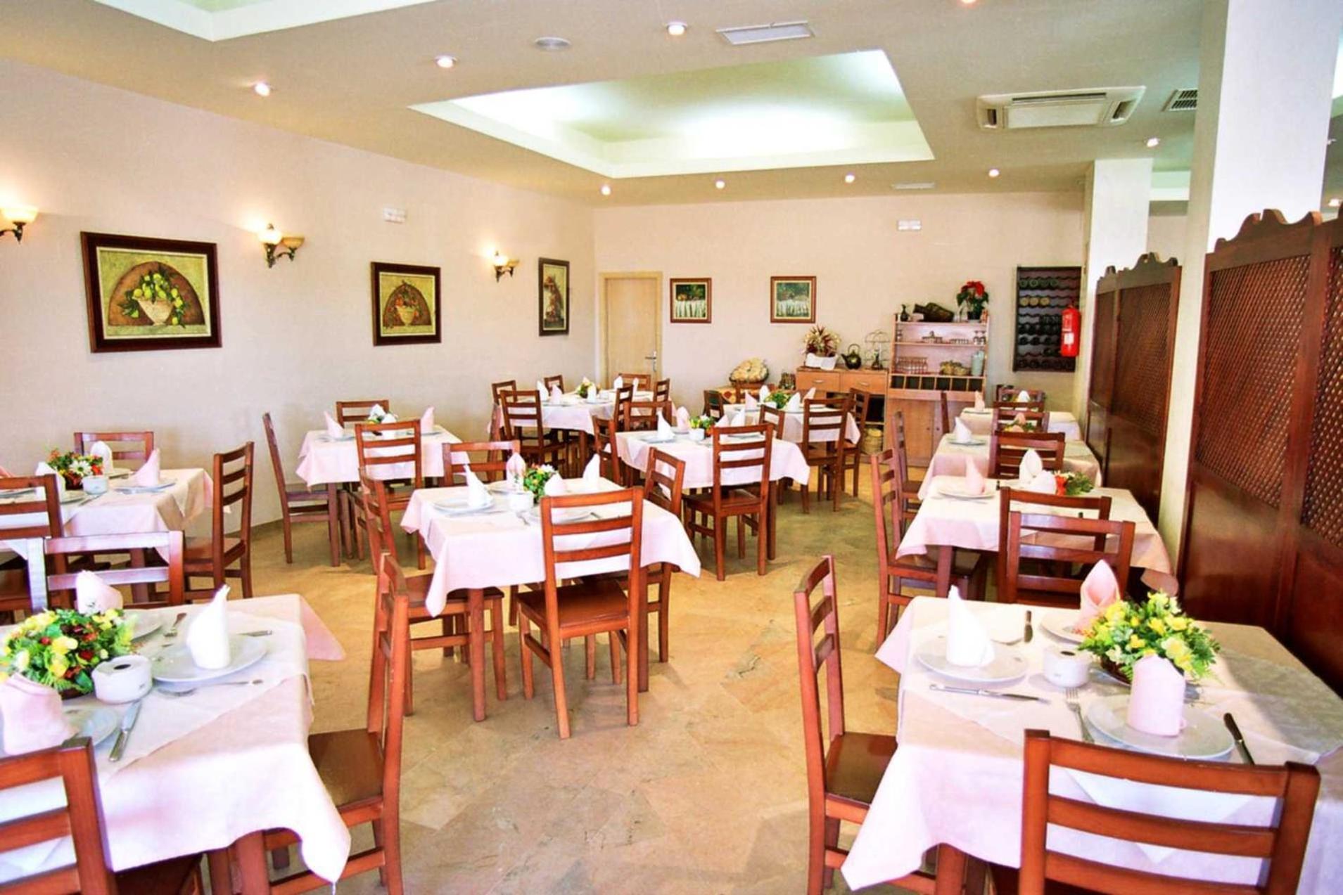 Palma del Río Hostal Restaurante Hermanos Zamora מראה חיצוני תמונה