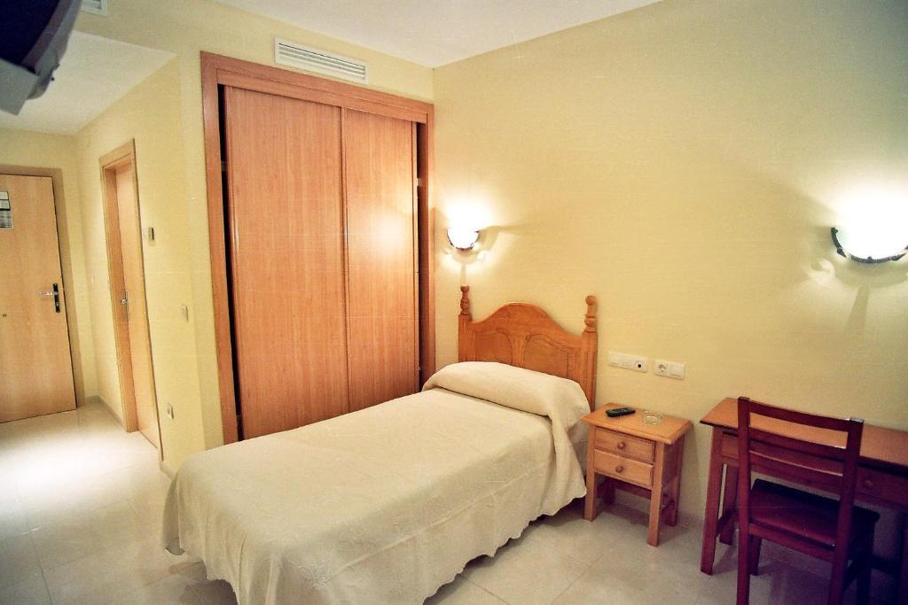 Palma del Río Hostal Restaurante Hermanos Zamora חדר תמונה