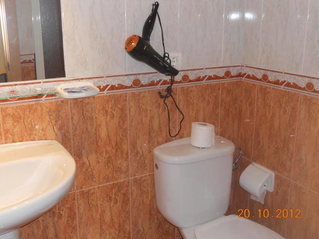 Palma del Río Hostal Restaurante Hermanos Zamora מראה חיצוני תמונה